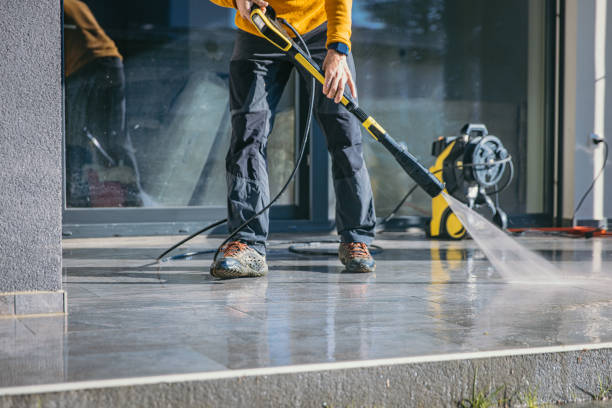 Professional Pressure Washing Services in Belle Plaine, IA